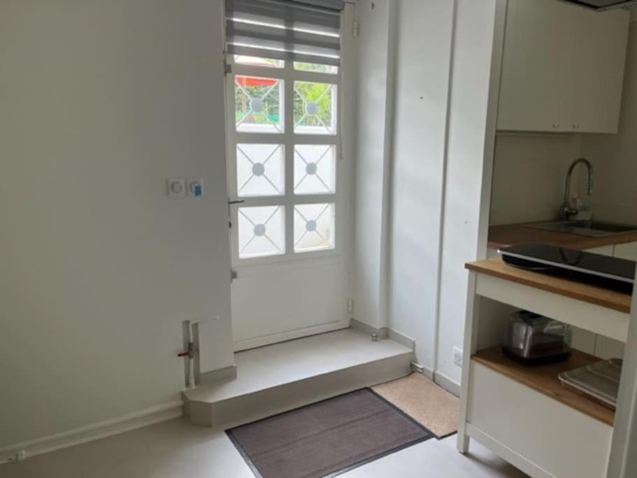 Beau Dans Un Cadre Exceptionnel De Verdure Maisons-Laffitte
